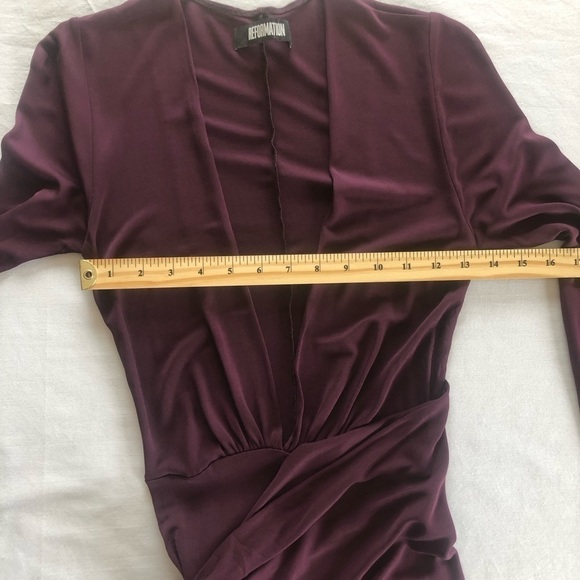 Reformation Long Sleeve Plunging Neckline Sz XS Faux Wrap Dress In Aubergine - Picture 10 of 16